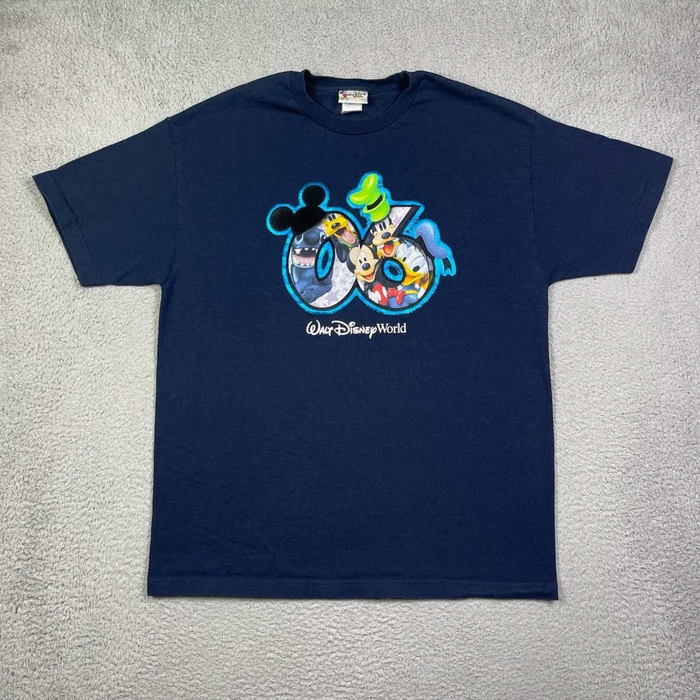 Vintage 2006 Disney T-shirt - Picture 2 of 4